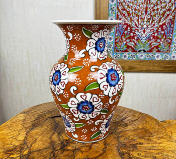 Flower Motif Iznik Shah Vase - 1