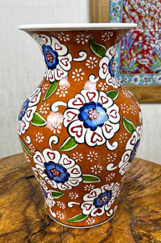 Flower Motif Iznik Shah Vase - 2