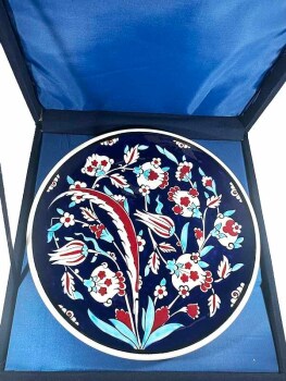 From Tradition to the Future, Tulip and Hatayi Pattern Iznik Ceramic Plate - 3