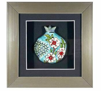 Frühlingsblumen – Granatapfel-Plakette mit Iznik-Keramik - Çini Evi