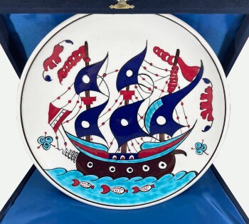 Galleon Motif 25 cm Iznik Ceramic Plate - Çini Evi