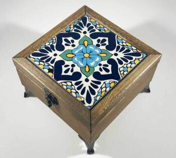 صندوق مجوهرات خشبي بزخرفة زهرة هندسية - Çini Evi