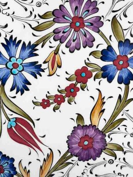 Geschenk für Internationale Gäste – Handgefertigter Iznik-Teller „Blumengarten“ mit Lale- und Şam-Motiven – 30 cm - 2