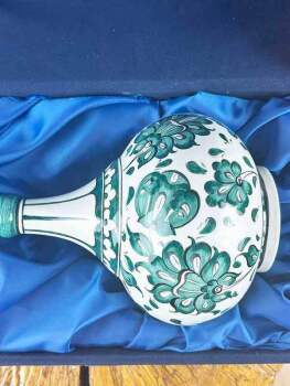 Glückwunschgeschenk – Handgefertigte Iznik-Keramikvase mit Lotusmotiv - 3