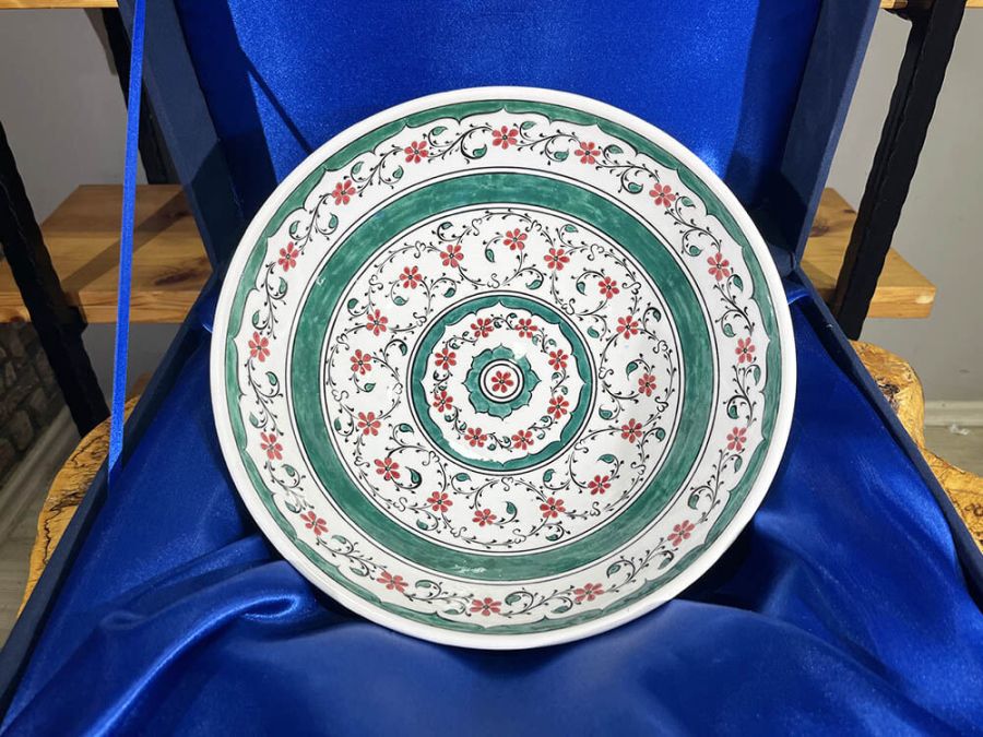 Iznik-Keramikschale mit Haliç-Muster, 30 cm - 3