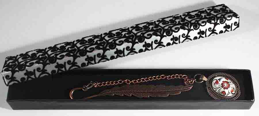 Halic and Red Clover Iznik Ceramic Bookmark - 2