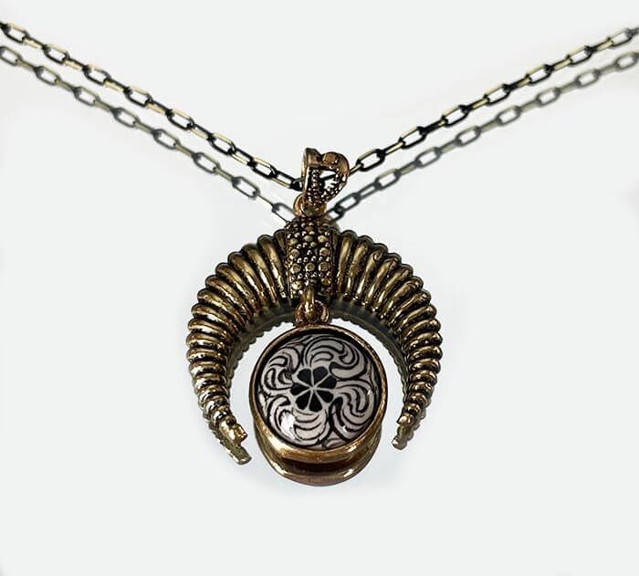 Haliç-Motivierter Bronzeschmuck – Handgefertigte Iznik-Keramikkette als Neujahrsgeschenk - 1