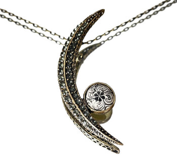 Handcrafted Golden Horn Motif Bronze Necklace - Çini Evi