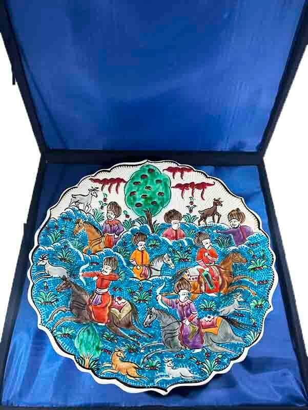 Handmade Miniature Iznik Ceramic Plate - Ottoman Hunting Scene - 3
