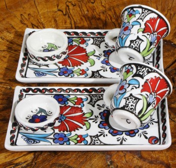 Iznik-Kaffeeset mit Nelkenmuster - Çini Evi