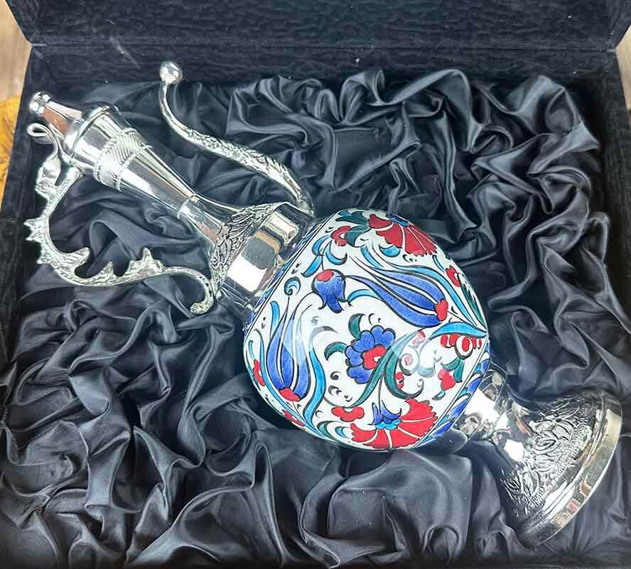 Iznik-Keramik-Kannen-Set mit traditionellem Tulpen- und Nelkenmuster - 3