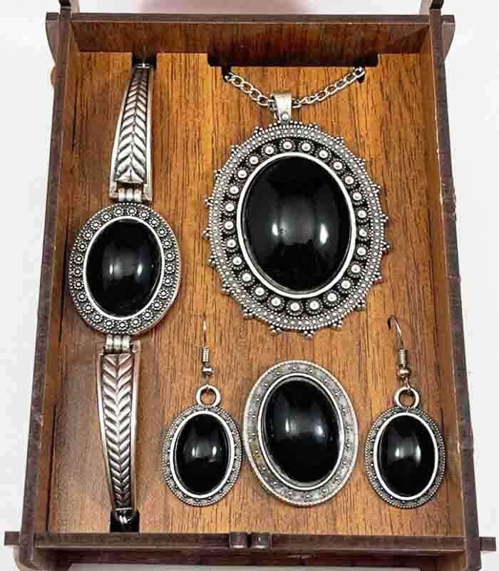 Iznik-Keramik-Schmuckset mit schwarzem Stein - 1