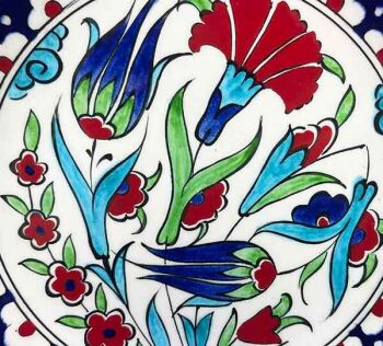 Iznik-Keramikteller als traditionelles Geschenk mit Tulpen- und Nelkenmotiv 18 cm - 2