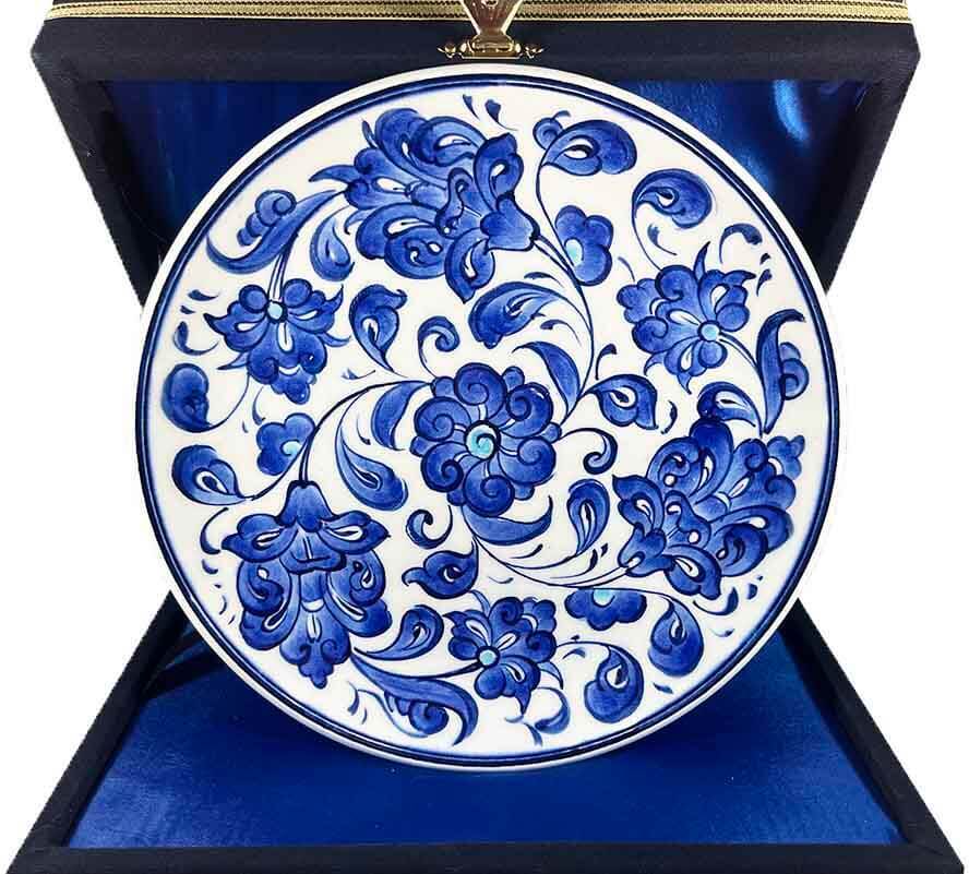 Iznik-Keramikteller mit blau-weißem Lotusmotiv 18 cm - 1