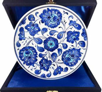 Iznik-Keramikteller mit blauem Hatayi-Blumenmotiv 18 cm - Çini Evi