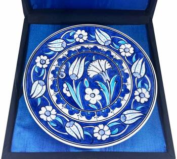 Iznik-Keramikteller mit blauem Tulpen- und Nelkenmotiv 18 cm - 2