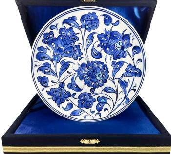 Iznik-Keramikteller mit kobaltblauem Tulpen- und Nelkenmotiv 18 cm - Çini Evi