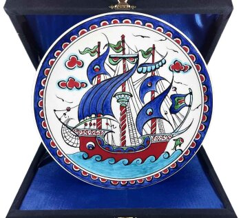 Iznik-Keramikteller mit osmanischem Seefahrer-Galeonenmotiv 18 cm - Çini Evi