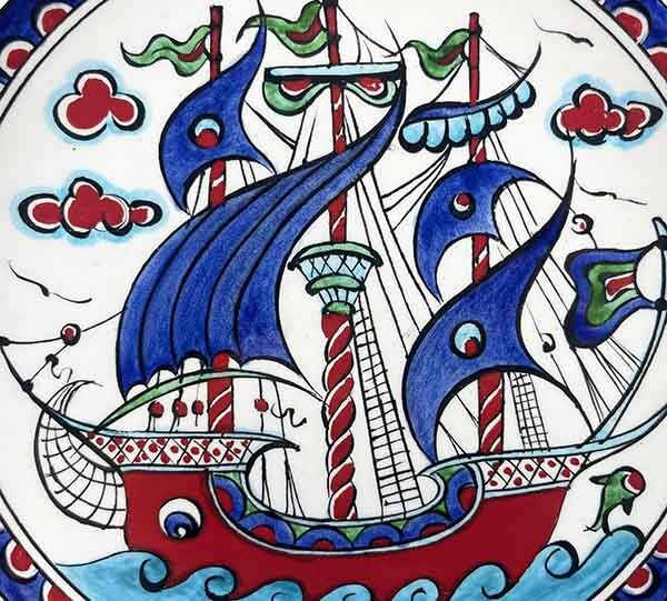 Iznik-Keramikteller mit osmanischem Seefahrer-Galeonenmotiv 18 cm - 3