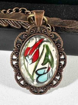 İznik Lesezeichen mit Tulpenmotiv – Frühling in Keramikform - Çini Evi