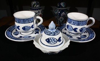 Kaffee-Set aus Iznik-Keramik mit Karpfenmotiv - Çini Evi