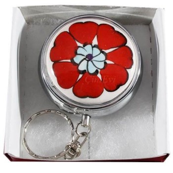 Kırmızı Aşkı - Çini Evi