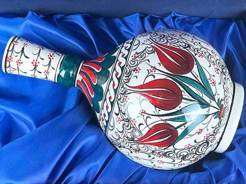 Kırmızı Laleler – İznik Çini Vazo - 3