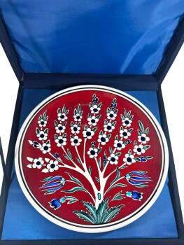 Kırmızı Zeminli Hayat Ağacı Desenli 25cm İznik Çini Tabak - 3