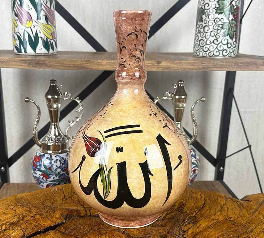 Lale Eşliğinde Allah Lafzı – İznik Çini Vazo - 1