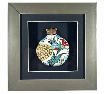 Lale ve Karanfil – İznik Çinili Nar Plaket - Çini Evi