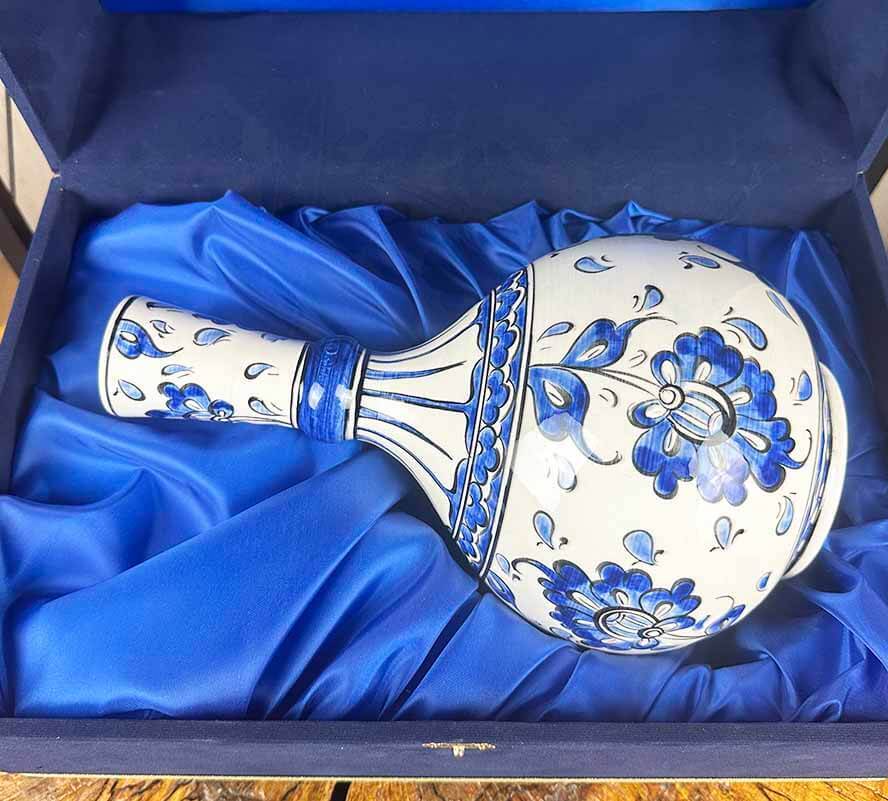 Mavi Hatayi Motifli İznik Çini Vazo - 2