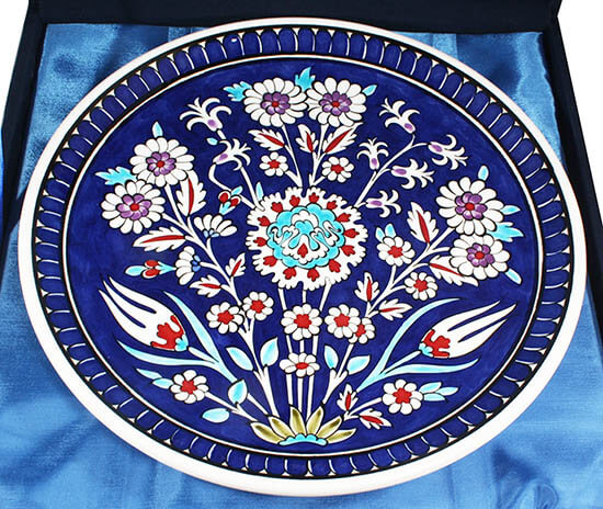 Mavi Zemin Çiçek Bahçesi İznik Çini Tabak - 3