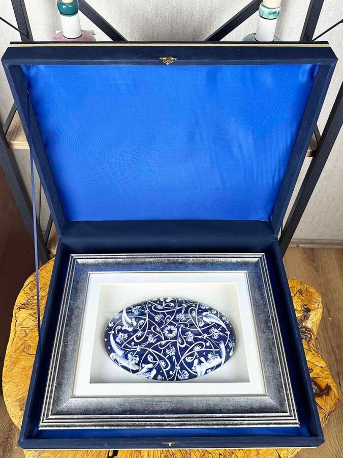 Mavi Zemin Lotus Desenli İznik Çinili Duvar Süsü - Diplomatik Hediye - 3