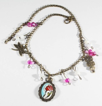 Mavi Zemin Özel Karanfil Motifli Hahal - Çini Evi