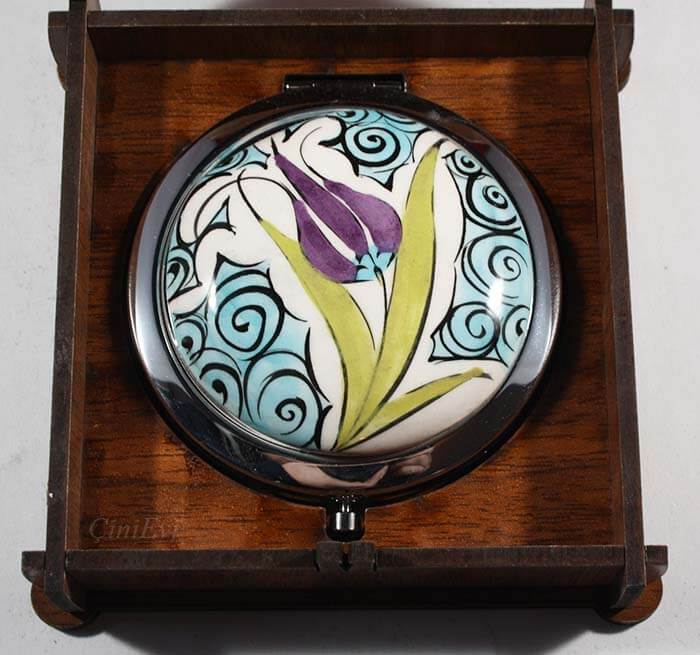 Miroir de poterie de tulipe et d'estuaire - 1