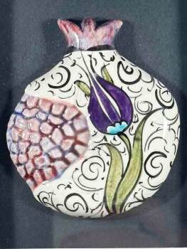 Violette Tulpe – Granatapfel-Plakette mit Iznik-Keramik - Çini Evi (1)