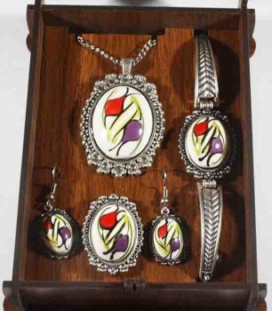 Mürdüm ve Kırmızı Lale Takı Seti - Çini Evi