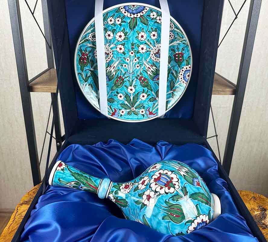 VIP Iznik Ceramic Vase and Plate Set for New Job or Promotion Gift - 4