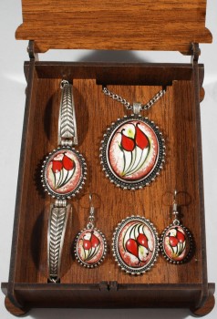 New Year's Gift Tulip Patterned Iznik Jewelry Set - 1