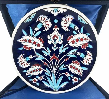 Official Invitation Gift, Carnation Pattern Handmade Iznik Ceramic Plate - Çini Evi