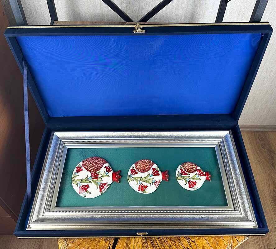 Official Visit Gift: Triple Iznik Ceramic Pomegranate Panel with Blue Tulip Motifs - 4