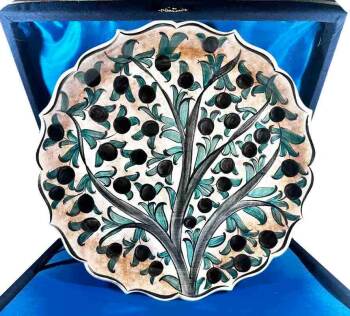 Olive Branch Motif Iznik Ceramic Plate - Çini Evi