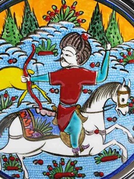 Osmanische Jagdszene – Handgefertigter Iznik Keramikteller mit Silberrahmen (24 cm) - Çini Evi (1)