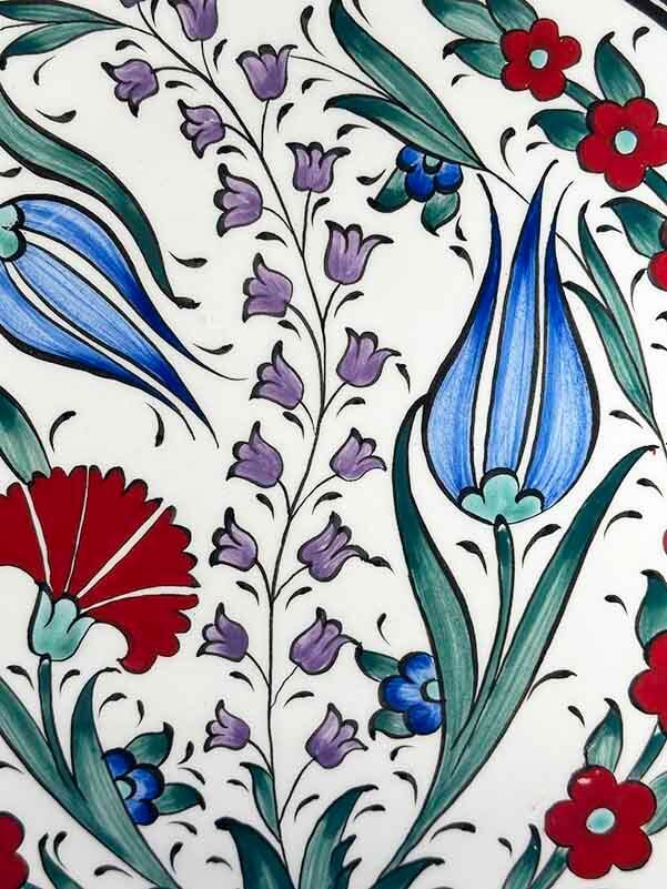 Osmanlı Çiçek Bahçesi Desenli İznik Tabak – Zarif Dekoratif Ürün (25 cm / 9.84 inch) - 3