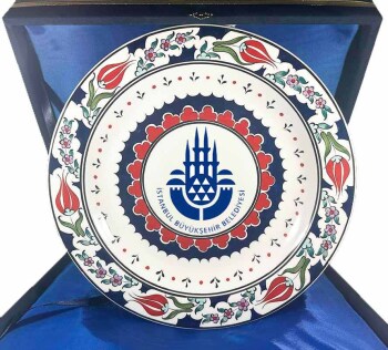 Custom Design Corporate Presentation Gift – Tulip Motif Iznik Ceramic Plate - Çini Evi