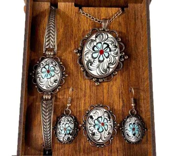 Parure de Bijoux en Céramique d'Iznik – Motifs Haliç et Marguerite, Cadeau d’Anniversaire de Mariage - Çini Evi