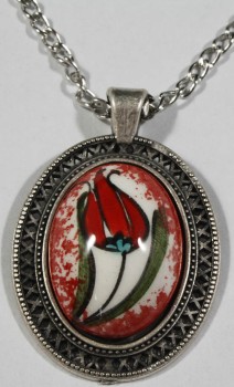 Pendentif en céramique d’Iznik motif tulipe et printemps - 1