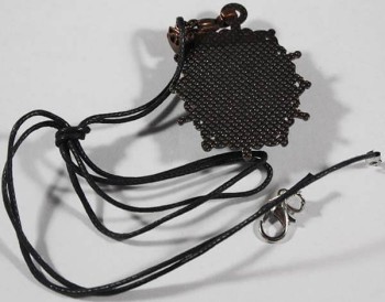 Pendentif couronne motif marguerite - 2