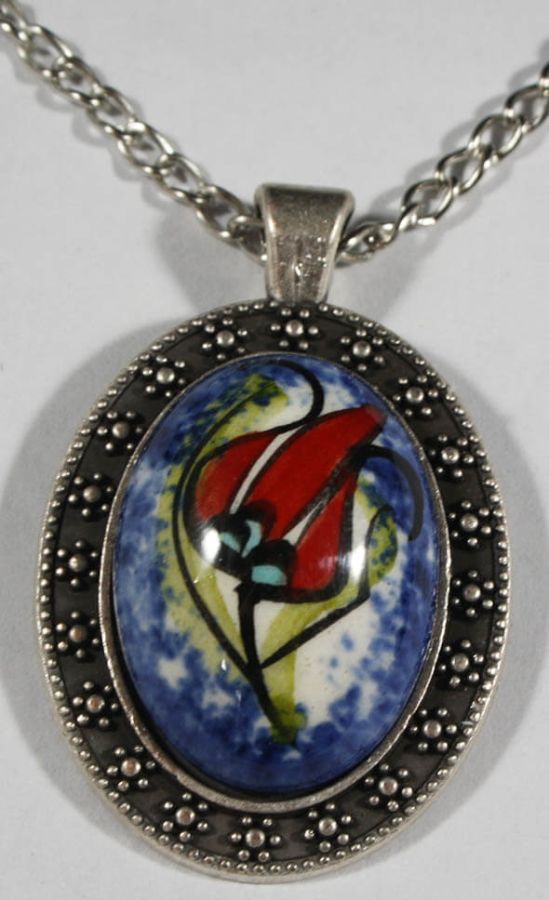 Pendentif Motif Tulipe Bleue au Sol - 1