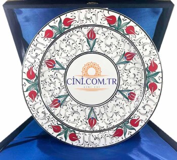 Red Tulip Framed Personalized Iznik Ceramic Plate - Çini Evi